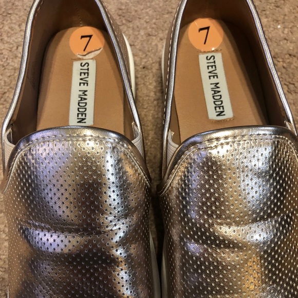 Steve Madden Gold Espadrille - Picture 4 of 6